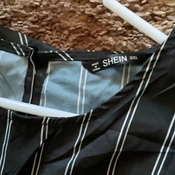 Take 50% OFF- Shein Maxi Dress, Size-3XL - Picture 6 of 7